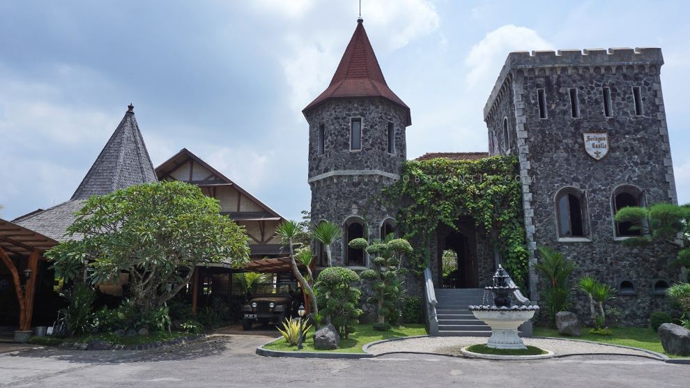 gubug makan mang engking soragan castle