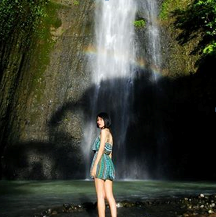 melepas penat di air terjun curug